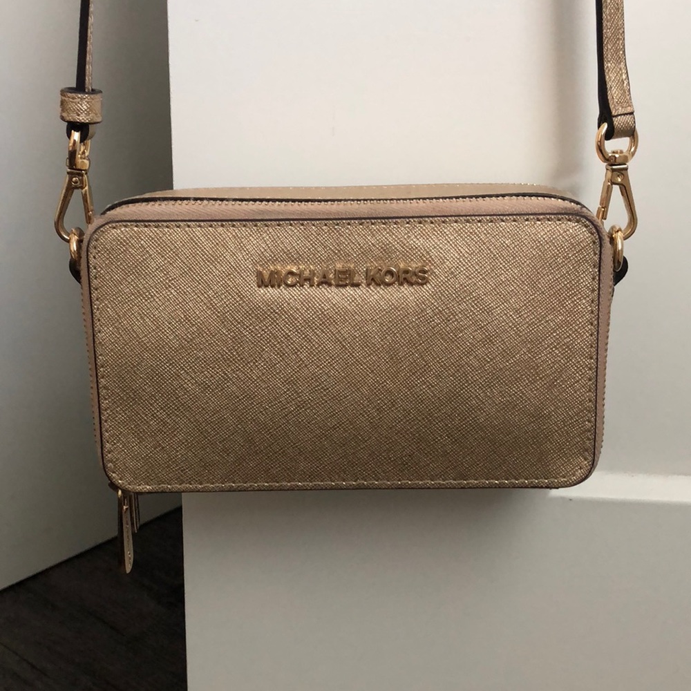 Phone crossbody